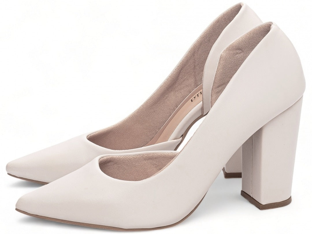 Sapato Scarpin  Aberto do Lado