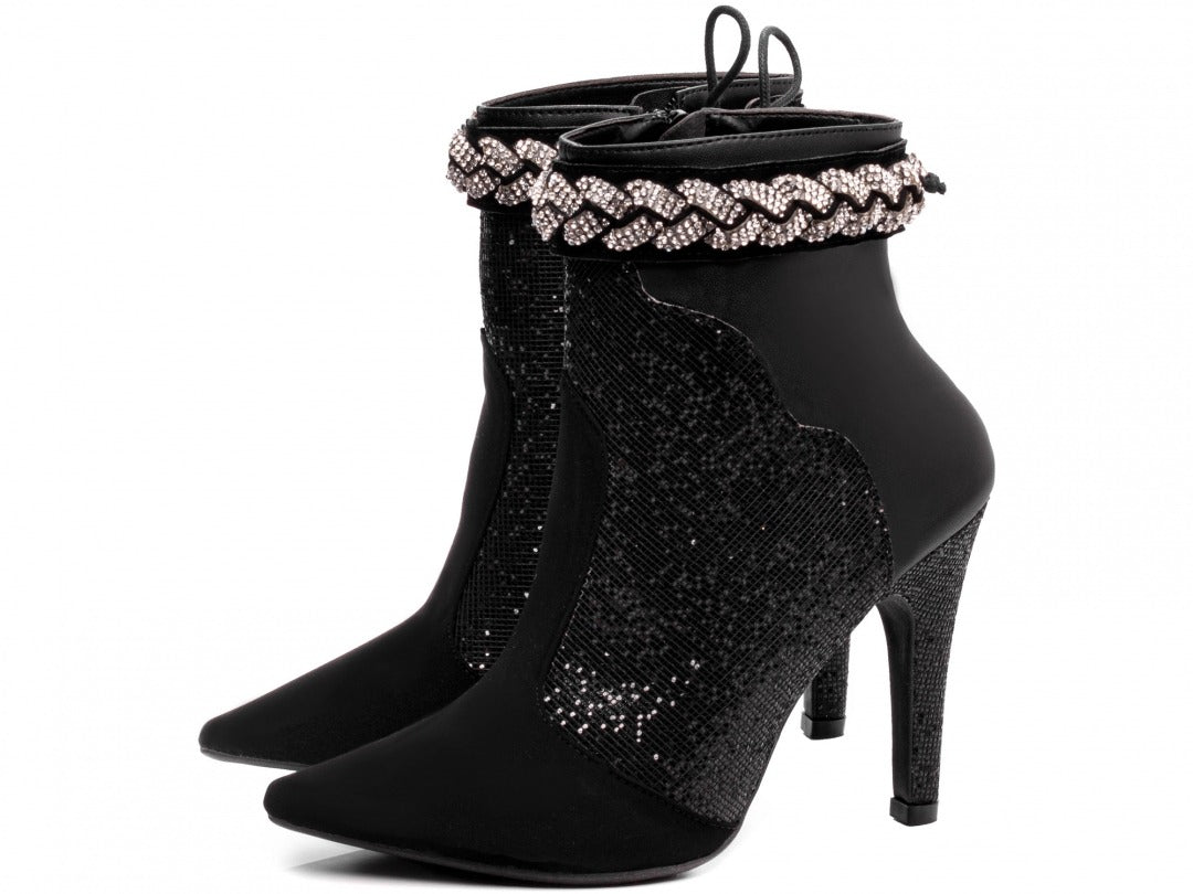 Bota Bico Fino Feminina