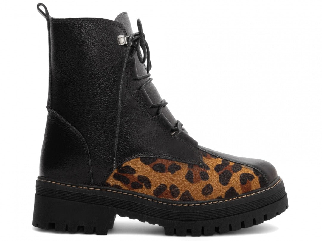 Bota Coturno Sola Tratorada Couro