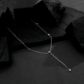 Colar Prateado Gravatinha com Pontos de Luz - Galeria