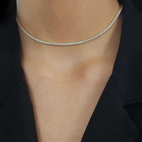 Colar Dourado Chocker Riviera Pedras Brancas - Galeria